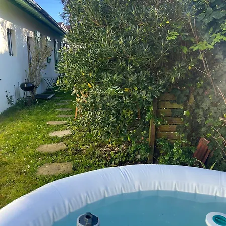 Maison T3 Mitoyenne Avec Jacuzzi Et Jardin * Arcachon